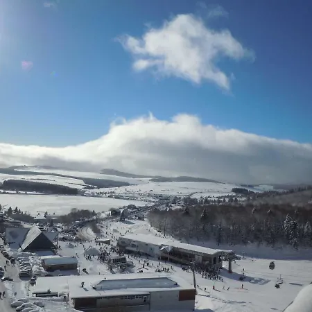 Aux Pieds Des Pistes 公寓