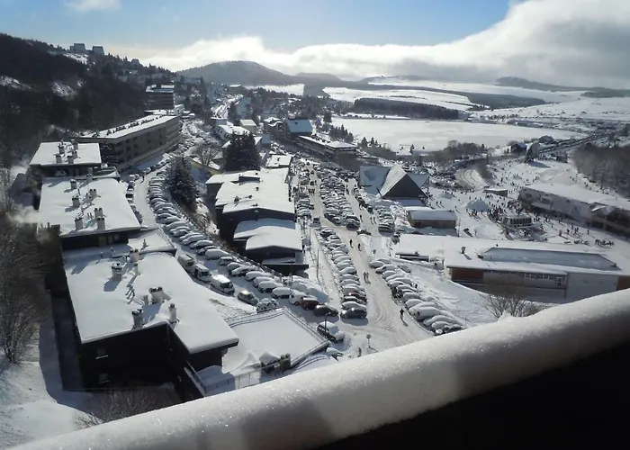 Aux Pieds Des Pistes Бес-э-Сент-Анастез