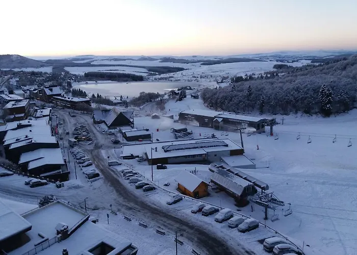 Aux Pieds Des Pistes Апартаменты *